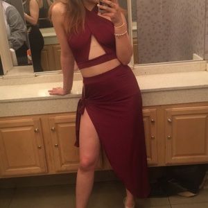 Maroon/Burgundy Egyptian Queen Cutout Set